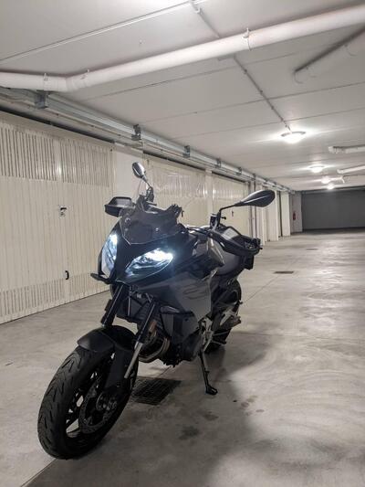 Bmw F 900 XR (2025) usata