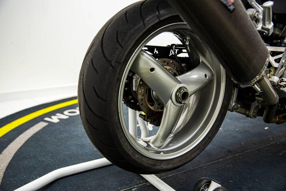 Triumph Speed Triple 955 (2002 - 04) (19)