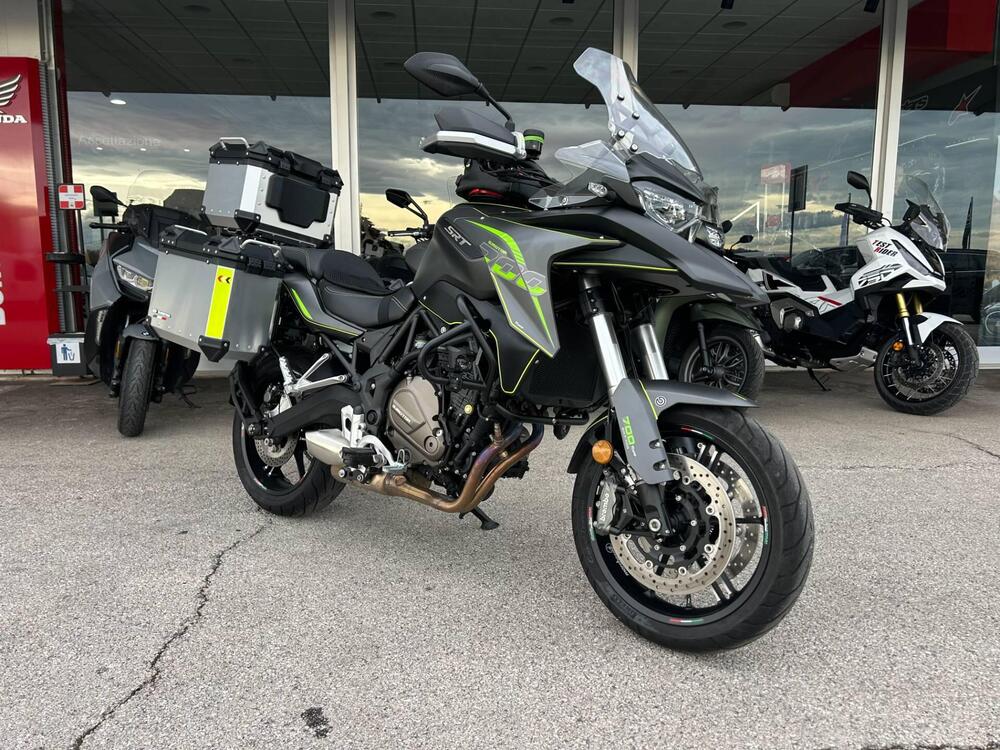 QJ Motor SRT 700 S (2025 - 26) (5)