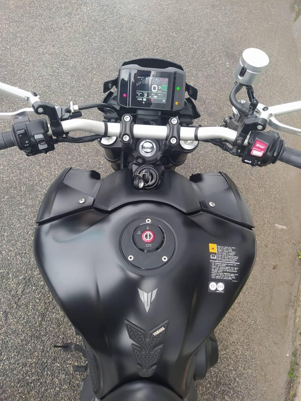 Yamaha MT-09 (2024 - 26) (8)