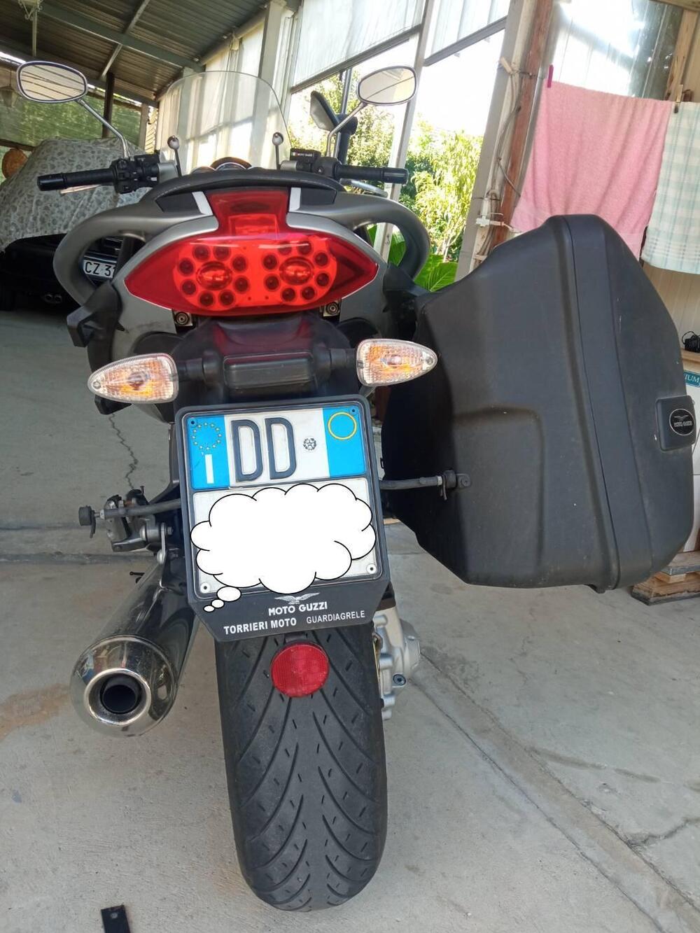 Moto Guzzi Breva 850 (2006 - 11) (3)