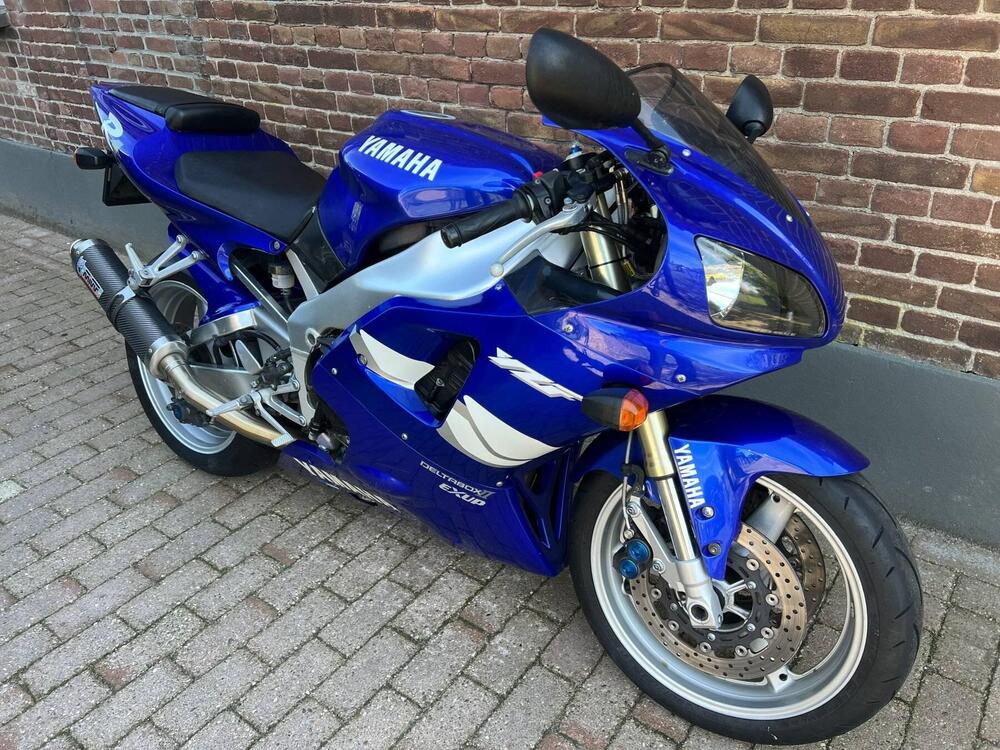 Yamaha YZF R1 (1998 - 99)