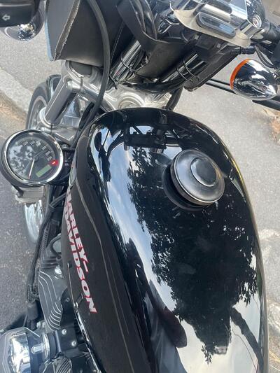 Harley-Davidson 1200 Custom (2007 - 13) - XL 1200C usata