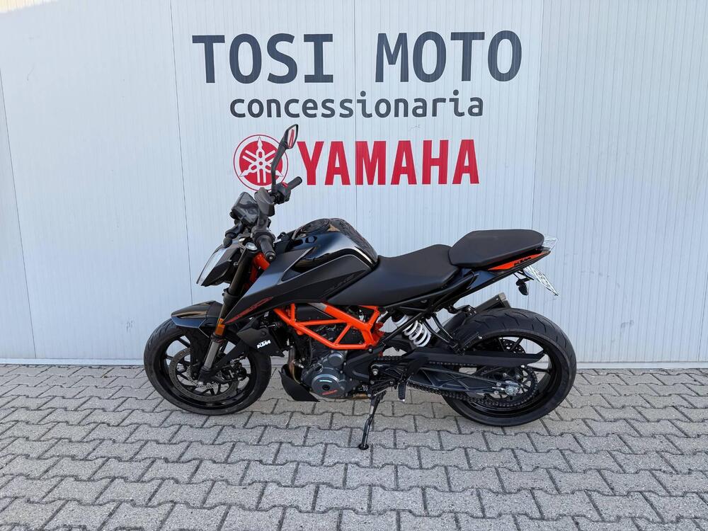 KTM 390 Duke (2021 - 23) (2)