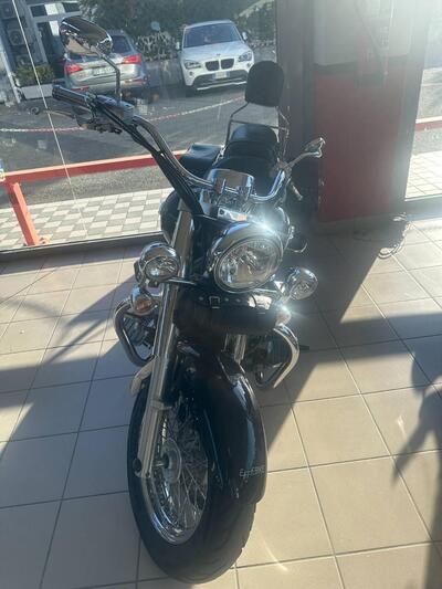 Kawasaki Vulcan VN 900 Classic (2011 - 16) usata