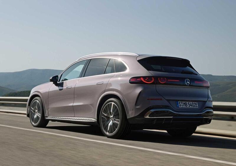 Mercedes-Benz GLC (2025-->>) (7)