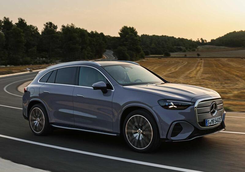 Mercedes-Benz GLC (2025-->>) (5)