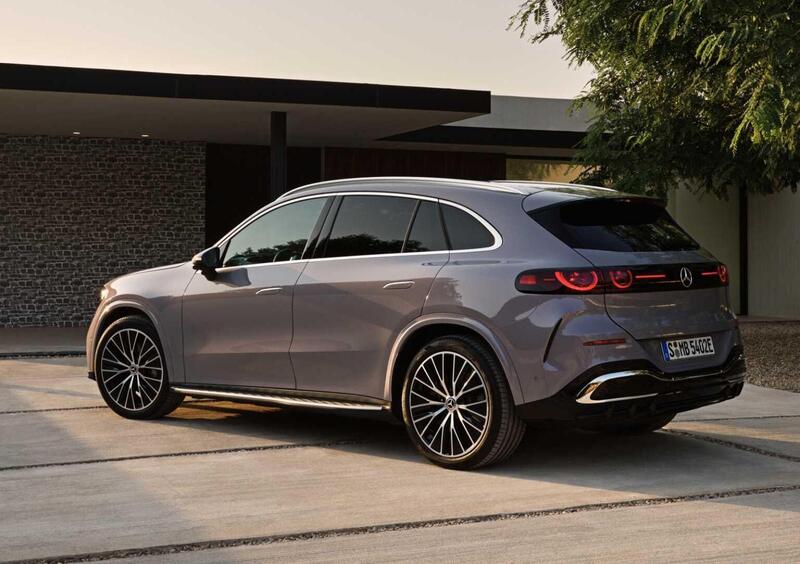 Mercedes-Benz GLC (2025-->>) (12)