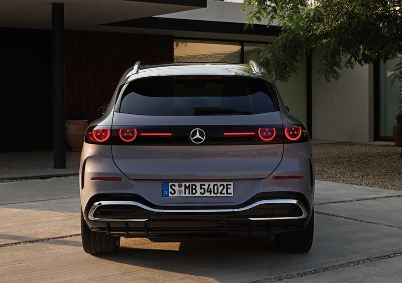 Mercedes-Benz GLC (2025-->>) (13)