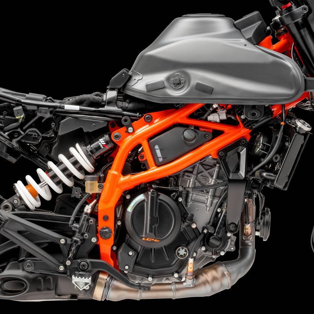KTM 390 SMC R (2025 - 26) (5)