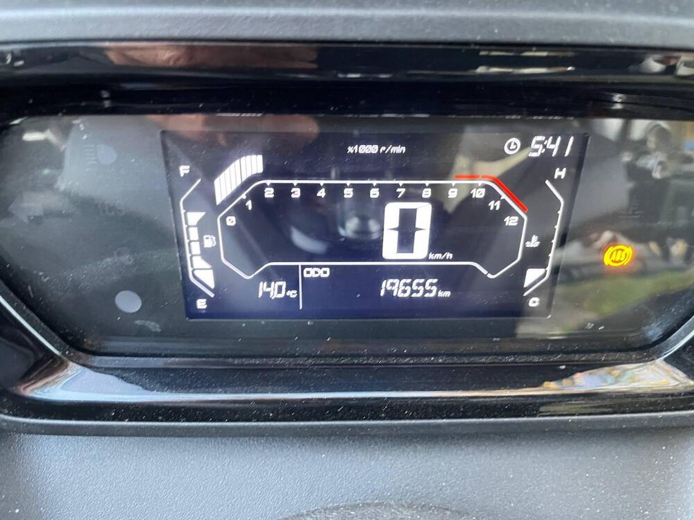 Yamaha X-Max 300 (2021 - 24) (6)