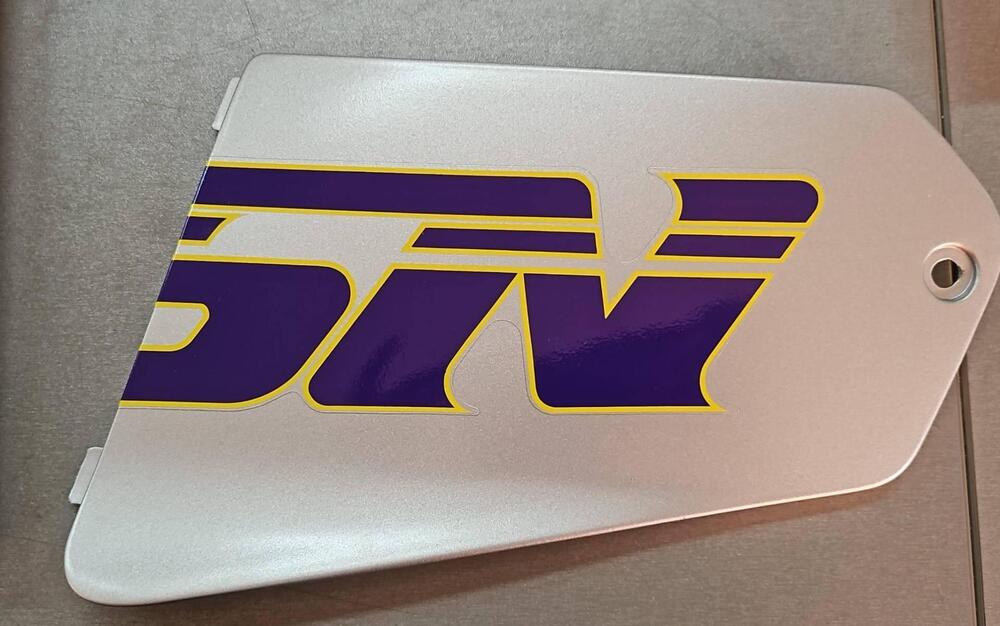 61318kbsf7400 Coperchio laterale NSR Honda