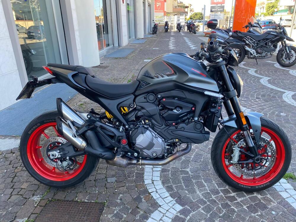 Ducati Monster 937 + (2021 - 25)