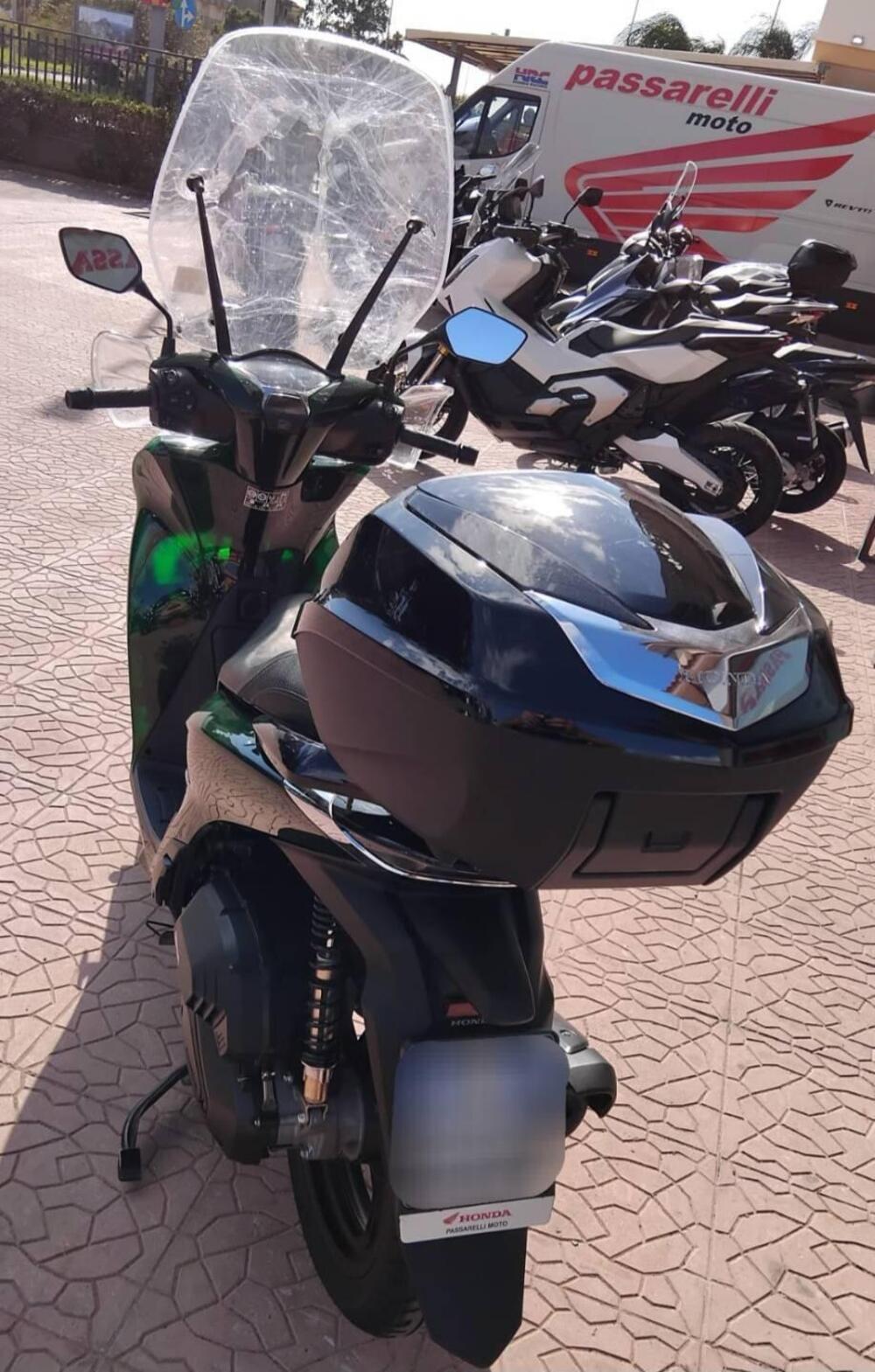 Honda SH 150i Vetro (2024 - 25) (3)