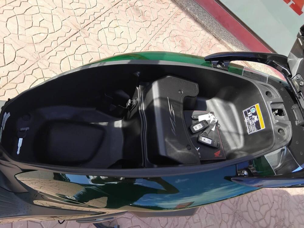 Honda SH 150i Vetro (2024 - 25) (6)