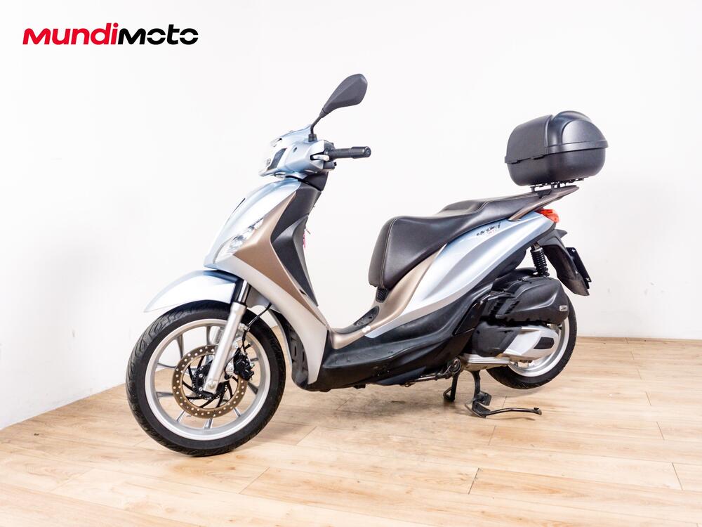 Piaggio Liberty 125 S i-get ABS (2016) (8)