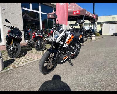 KTM 200 Duke ABS (2011 - 15) usata