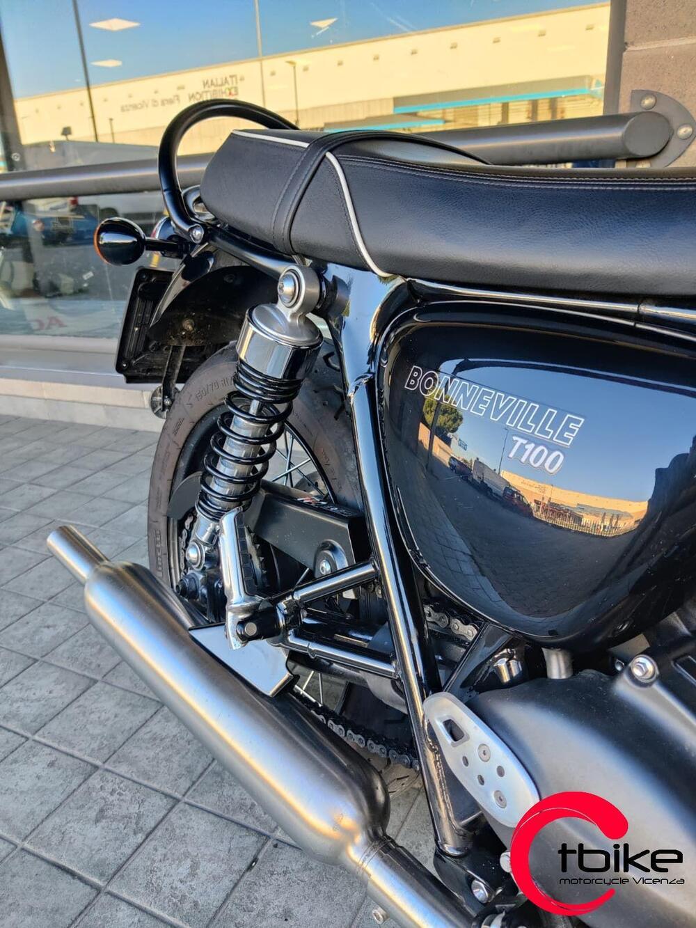 Triumph Bonneville T100 (2021 - 25) (4)