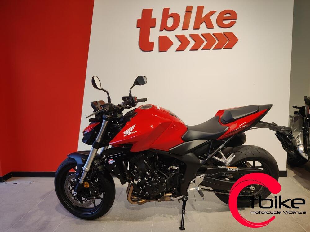 Honda CB 1000 R (2021 - 25) (4)