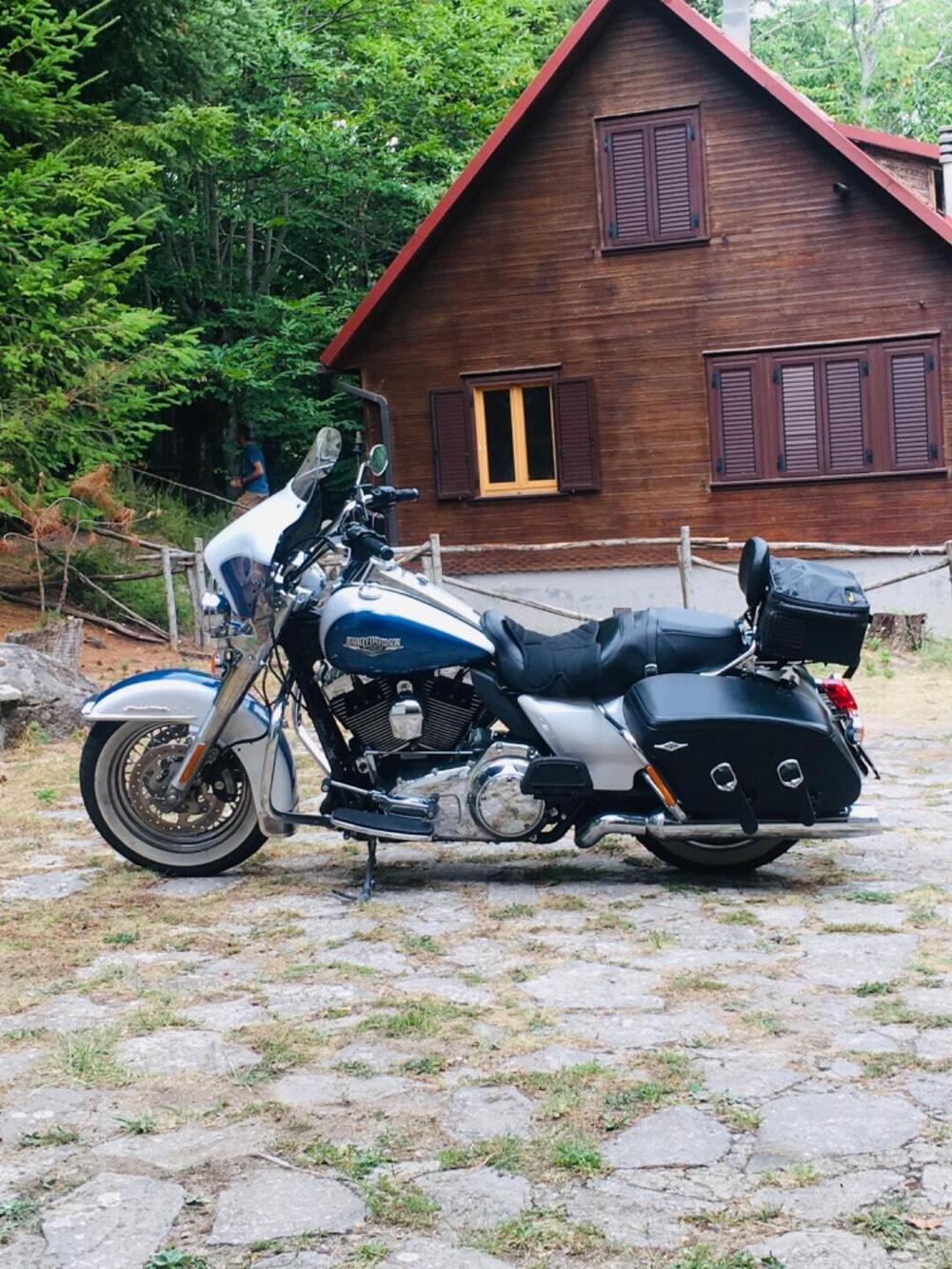 Harley-Davidson 103 Road King Classic (2014 - 16) - FLHRC (2)