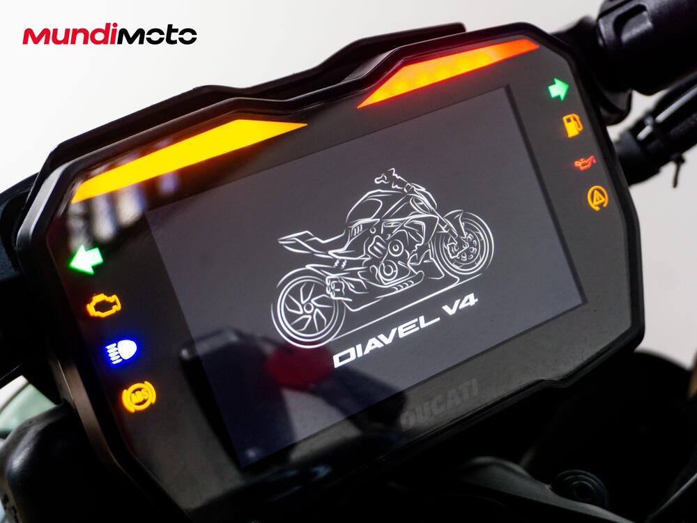 Ducati Diavel V4 (2023 - 26) (16)