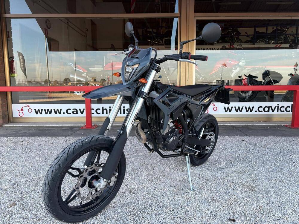 Betamotor RR 125 4T Motard T (2025 - 26) (2)