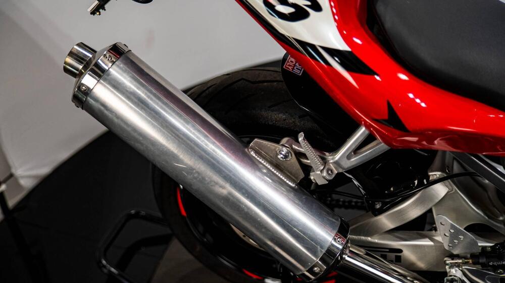 Yamaha YZF R6 (2001 - 02) (12)