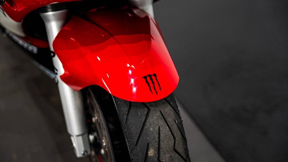 Yamaha YZF R6 (2001 - 02) (16)