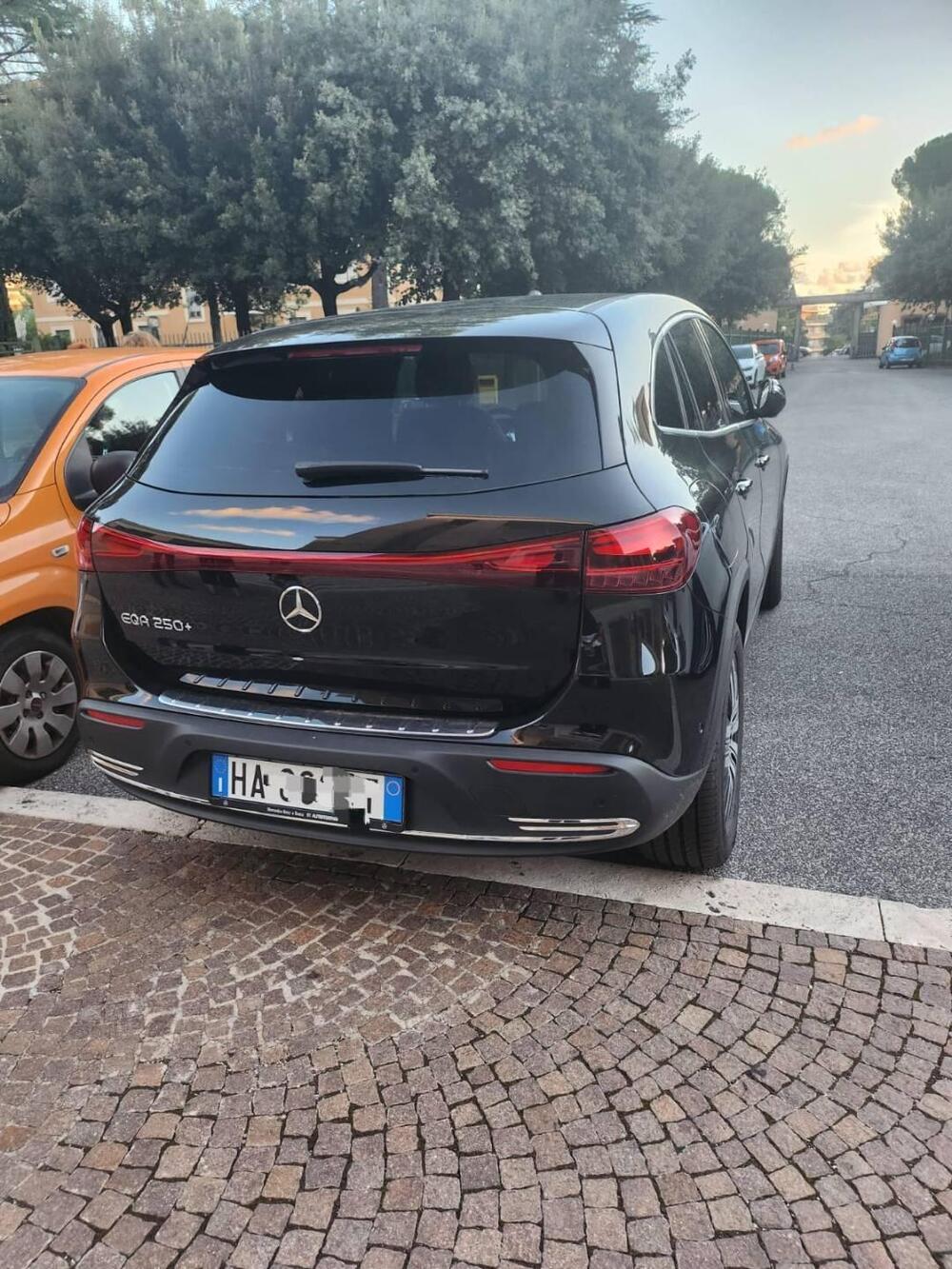 Mercedes-Benz EQA usata a Roma (4)
