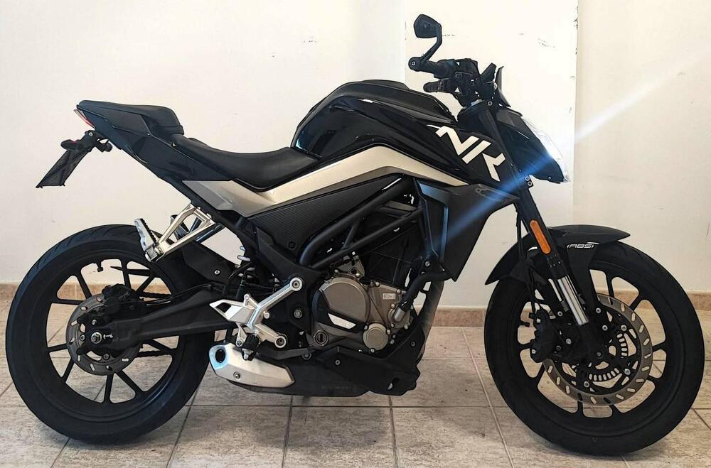 CFMOTO 300NK (2021 - 26)