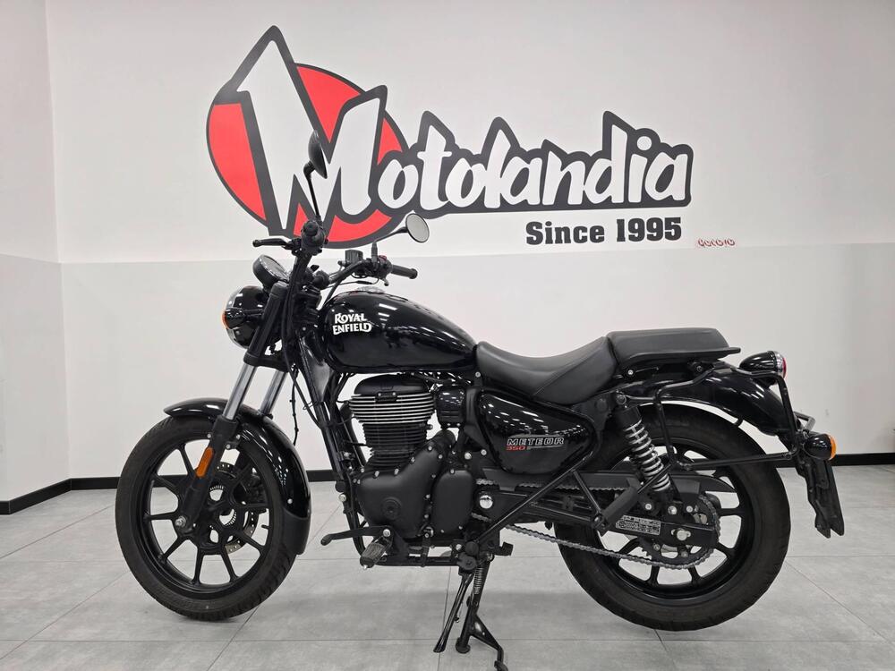 Royal Enfield Meteor 350 (2021 - 26) (3)