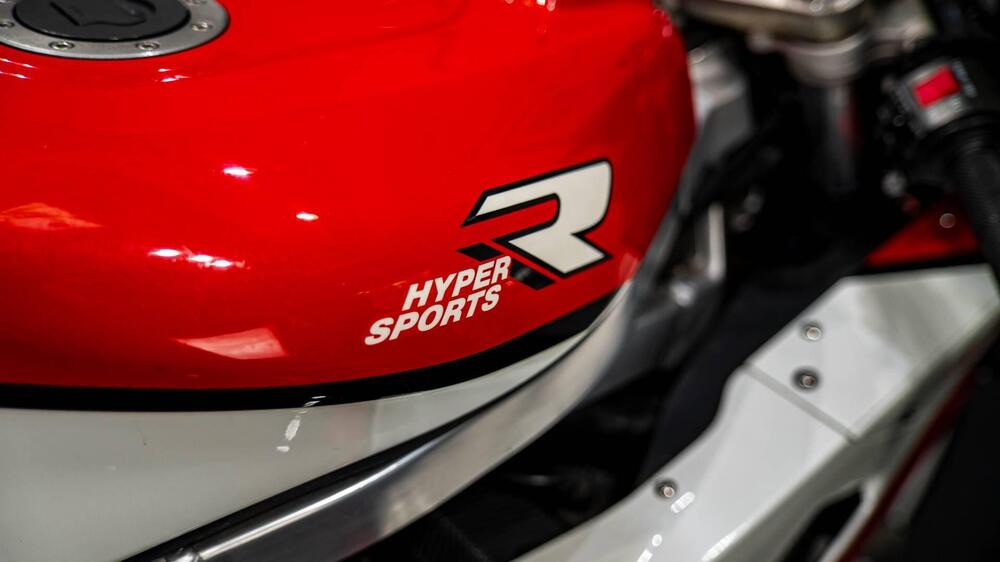 Suzuki GSX-R 750 (10)