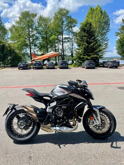 MV Agusta Dragster 800 RR SCS (2021 - 25) usata