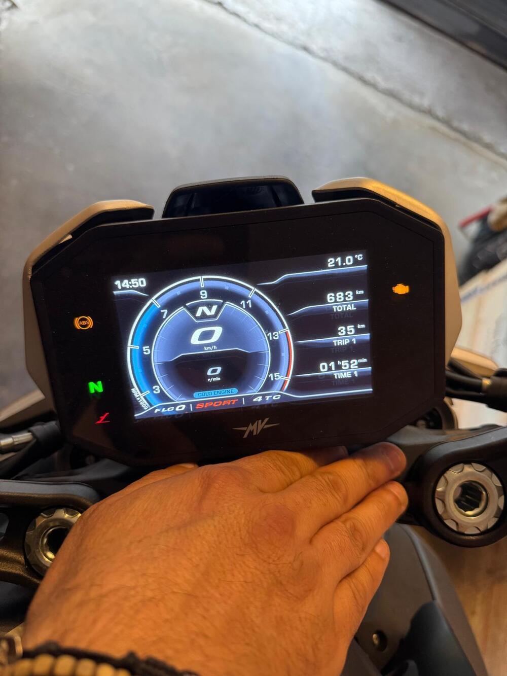 MV Agusta Dragster 800 RR SCS (2021 - 25) (4)