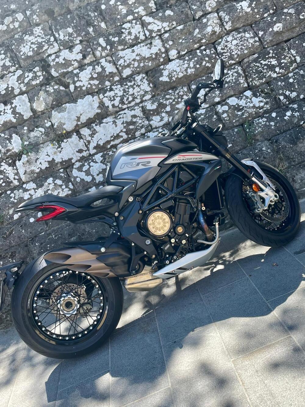 MV Agusta Dragster 800 RR SCS (2021 - 25) (6)