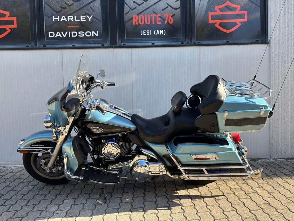 Harley-Davidson 1584 Electra Glide Ultra Classic (2008 - 13) - FLHTCU (3)