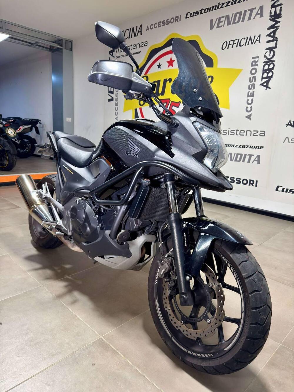 Honda NC 750 X ABS (2014 - 15) (2)