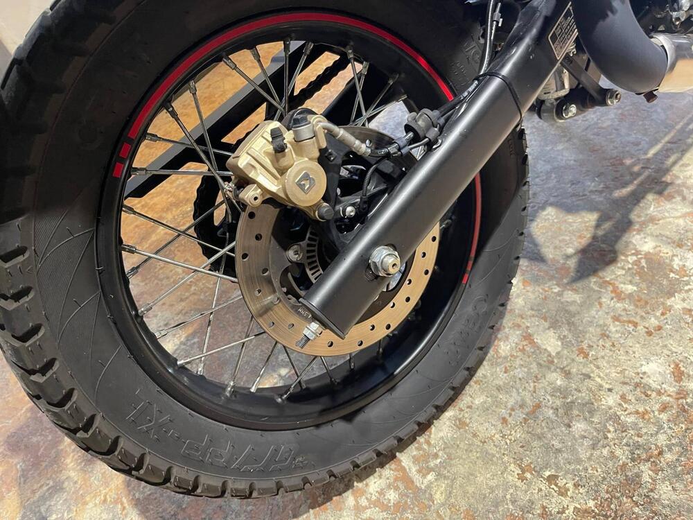 Royal Enfield Himalayan 411 (2021 - 24) (14)