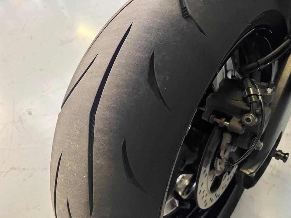 Suzuki GSX-S1000 (2021 - 25) (12)