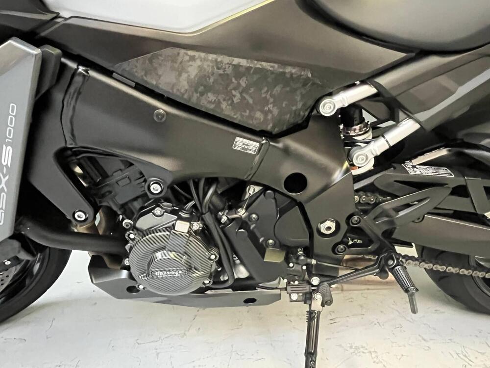 Suzuki GSX-S1000 (2021 - 25) (7)