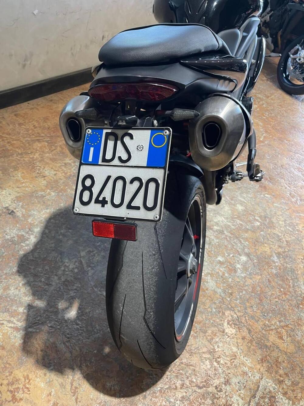 Triumph Speed Triple 1050 (2005 - 11) (12)