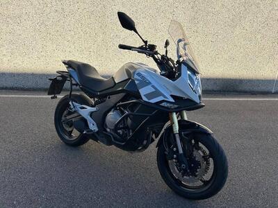 CFMOTO 650MT (2021 - 24) usata