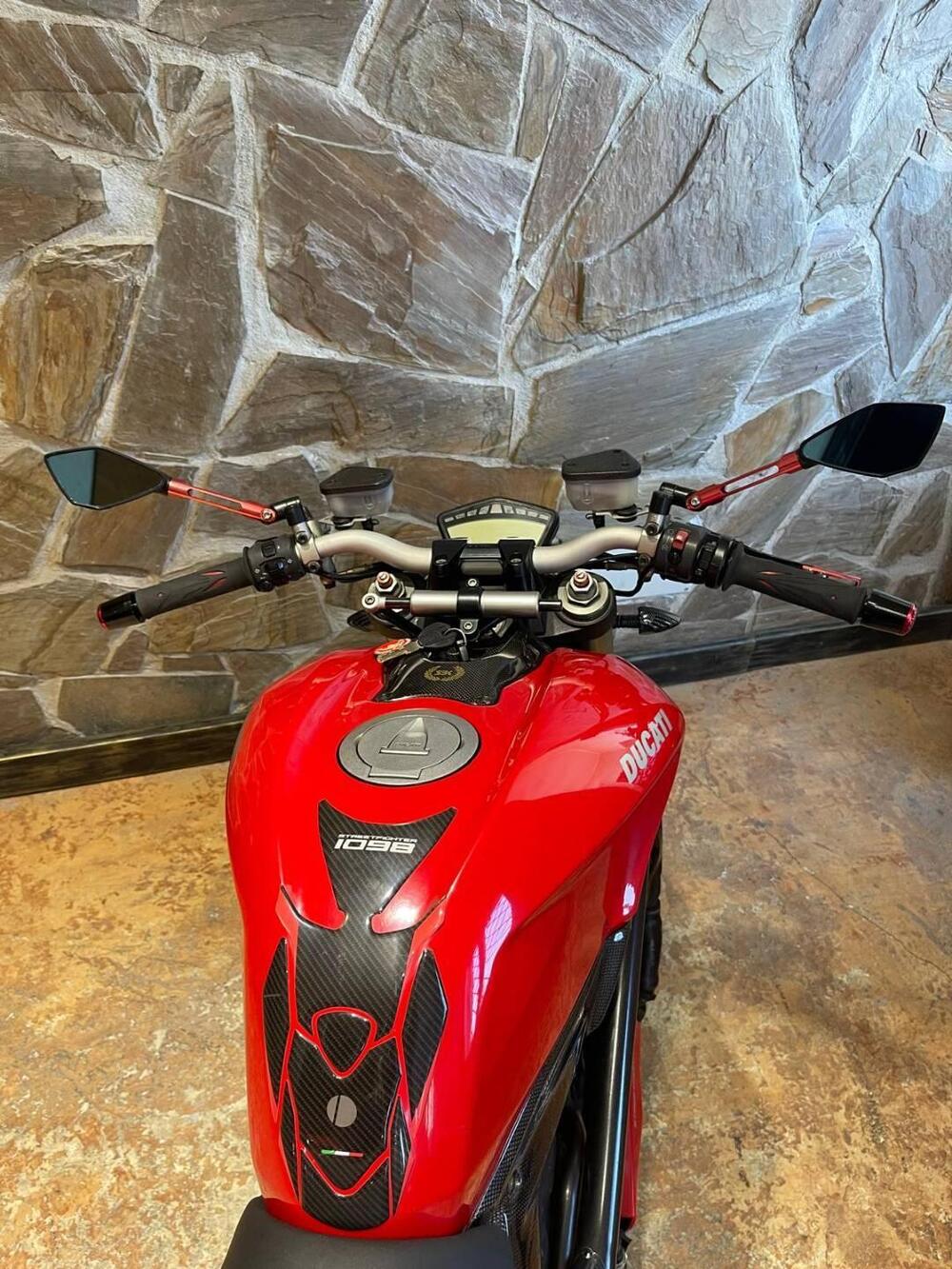 Ducati Streetfighter (2009 - 12) (15)