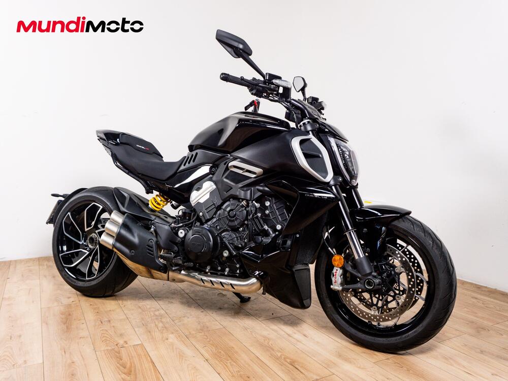 Ducati Diavel V4 (2023 - 26) (2)
