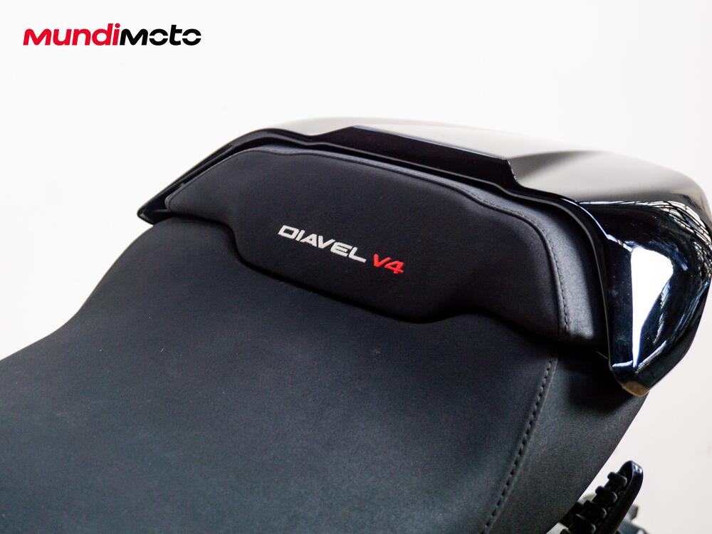 Ducati Diavel V4 (2023 - 26) (13)
