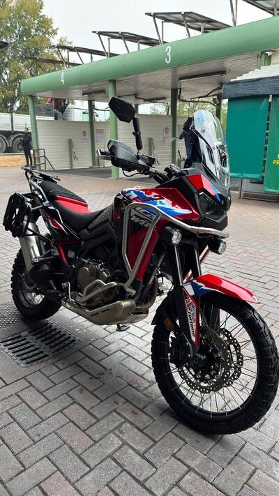 Honda Africa Twin CRF 1100L (2024 - 25) usata
