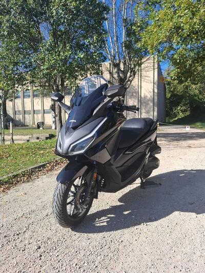 Honda Forza 350 (2025) usata