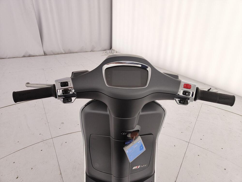 Vespa Sprint 125 3V S ABS (2014 - 16) (10)