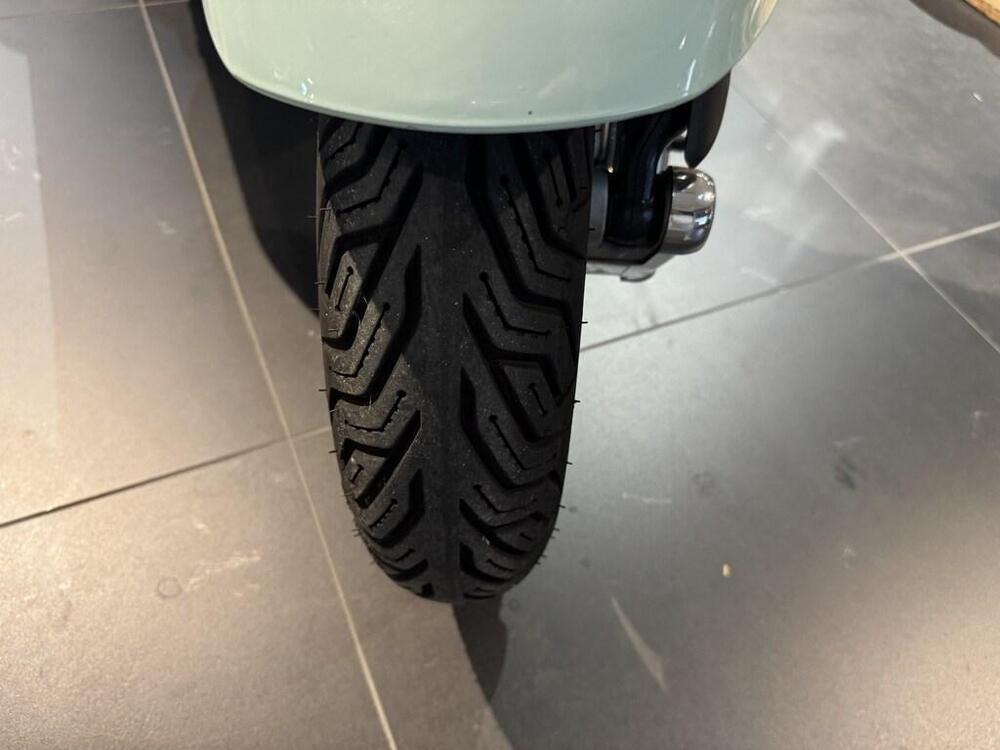 Vespa GTS 300 (2023 - 24) (11)