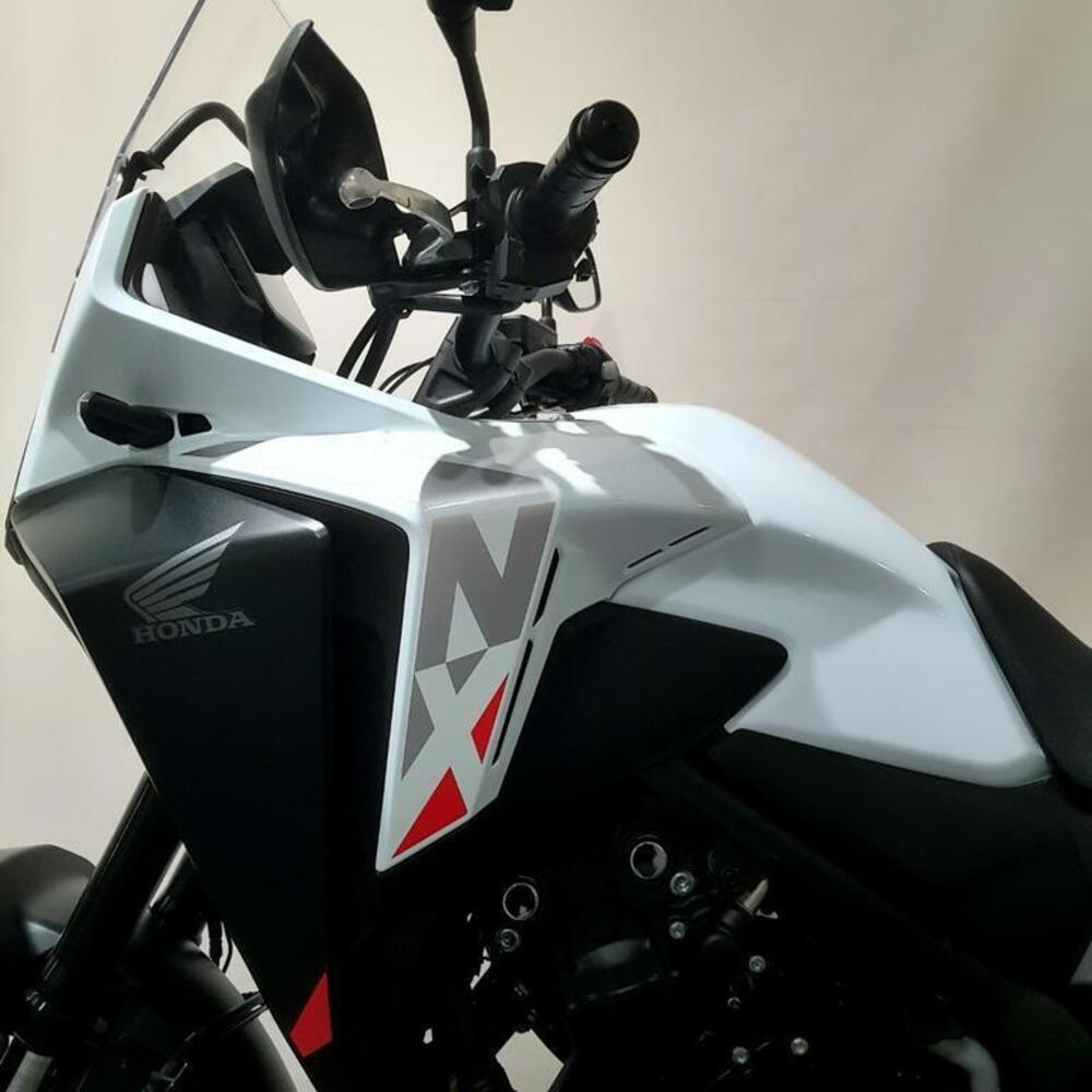 Honda CB 500 Hornet (2024 - 25) (10)